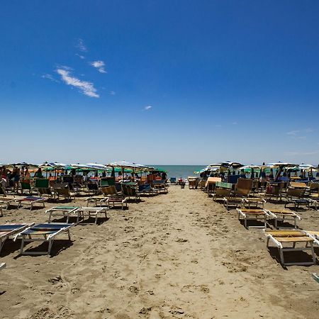 Hotel Riviera Durrës Eksteriør bilde