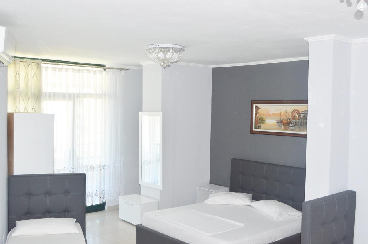 Hotel Riviera Durrës Eksteriør bilde