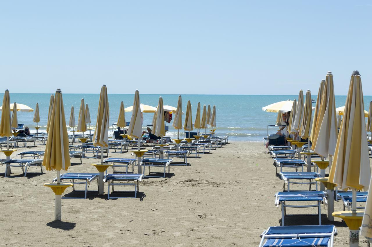Hotel Riviera Durrës Eksteriør bilde