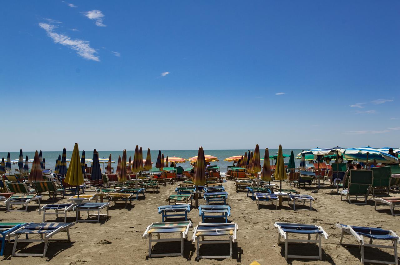 Hotel Riviera Durrës Eksteriør bilde
