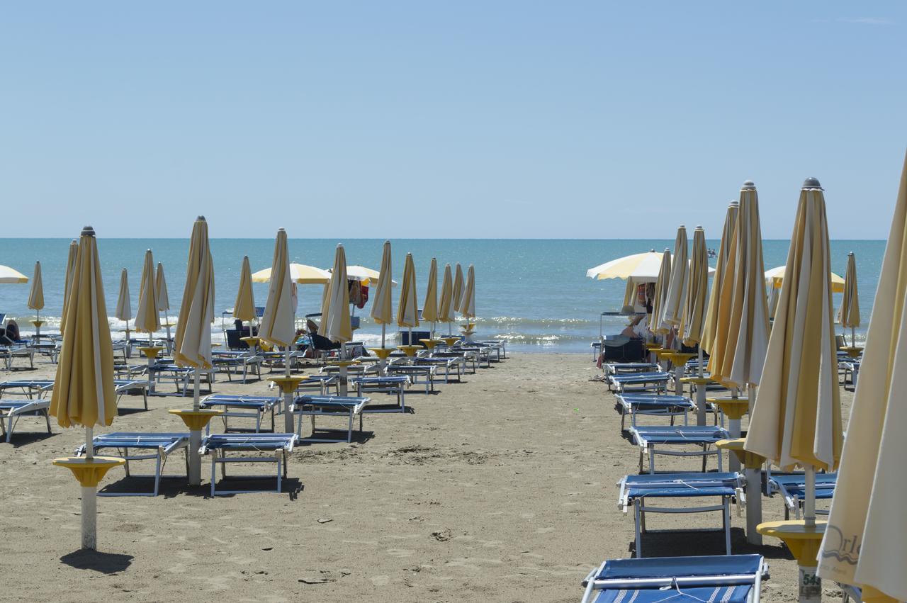 Hotel Riviera Durrës Eksteriør bilde